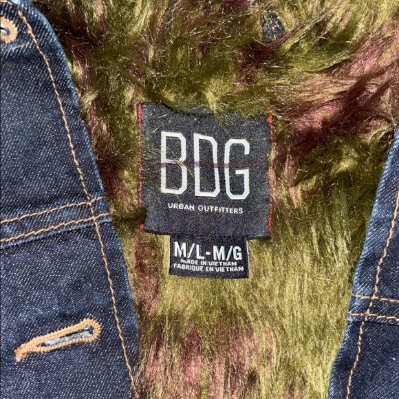 Urban Outfitters M/L Faux Fur Jean Jacket - Picture 4 of 5